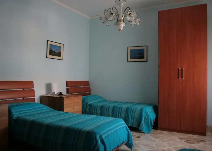 Casa Floridea -mediterranea Sicilia شقة تْشيفالو